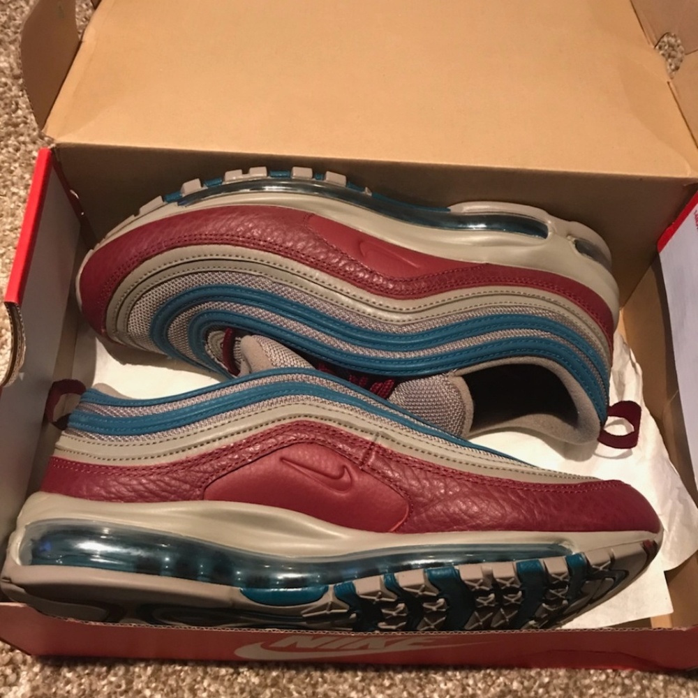 97 Air Max Plus